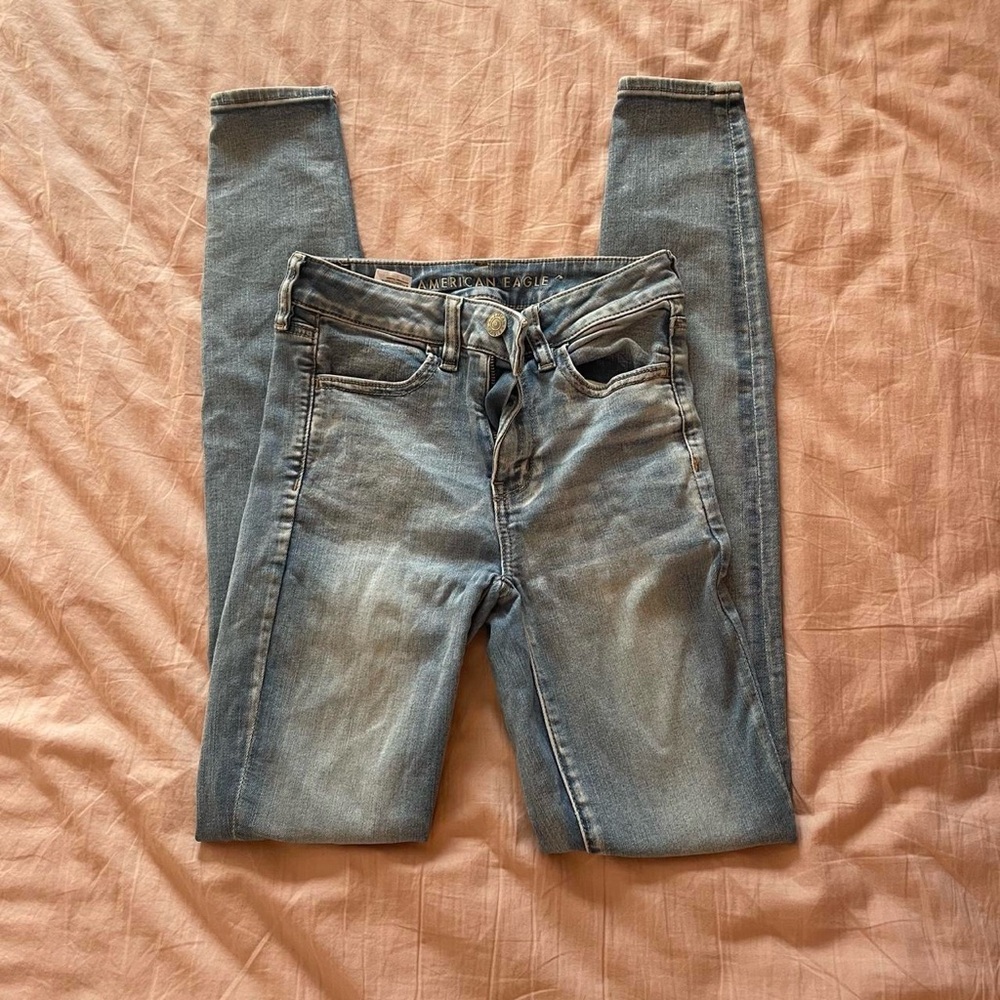 American Eagle Outfitters Light Blue Skinny Jeans